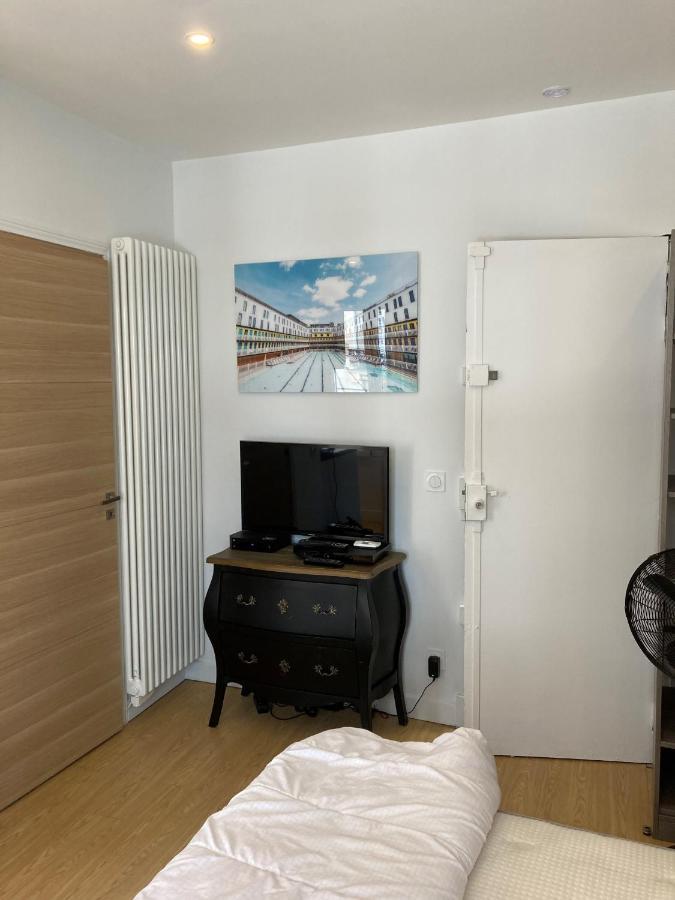 Pied A Terre Saint-Germain-Des-Pres Apartment Paris Bagian luar foto